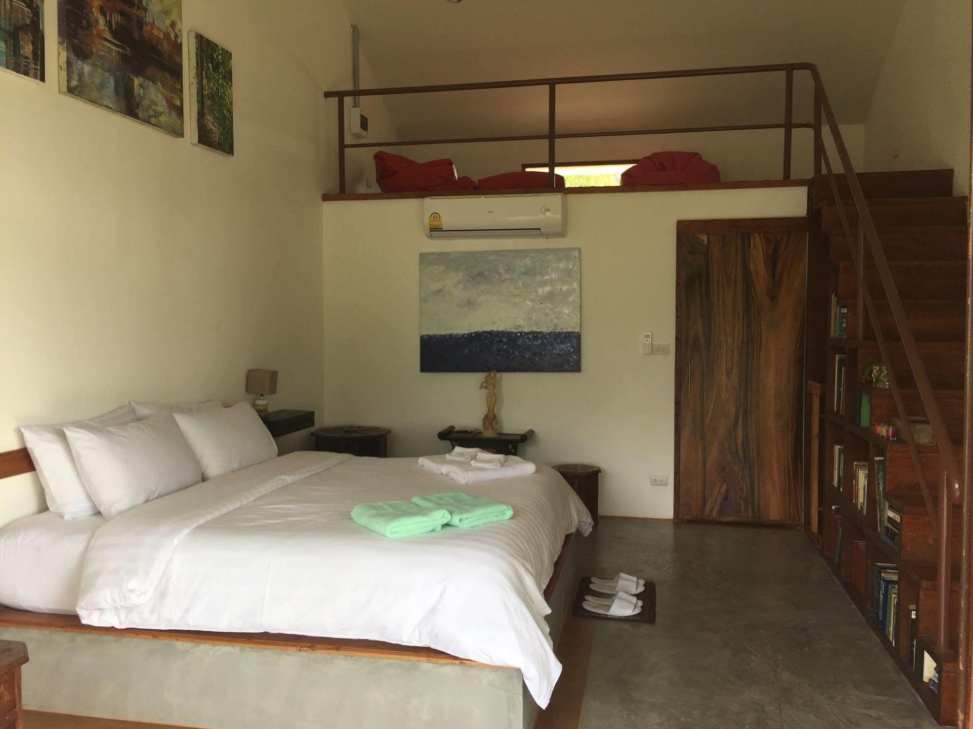 Tree Roots Retreat Hotel Rayong Exterior photo