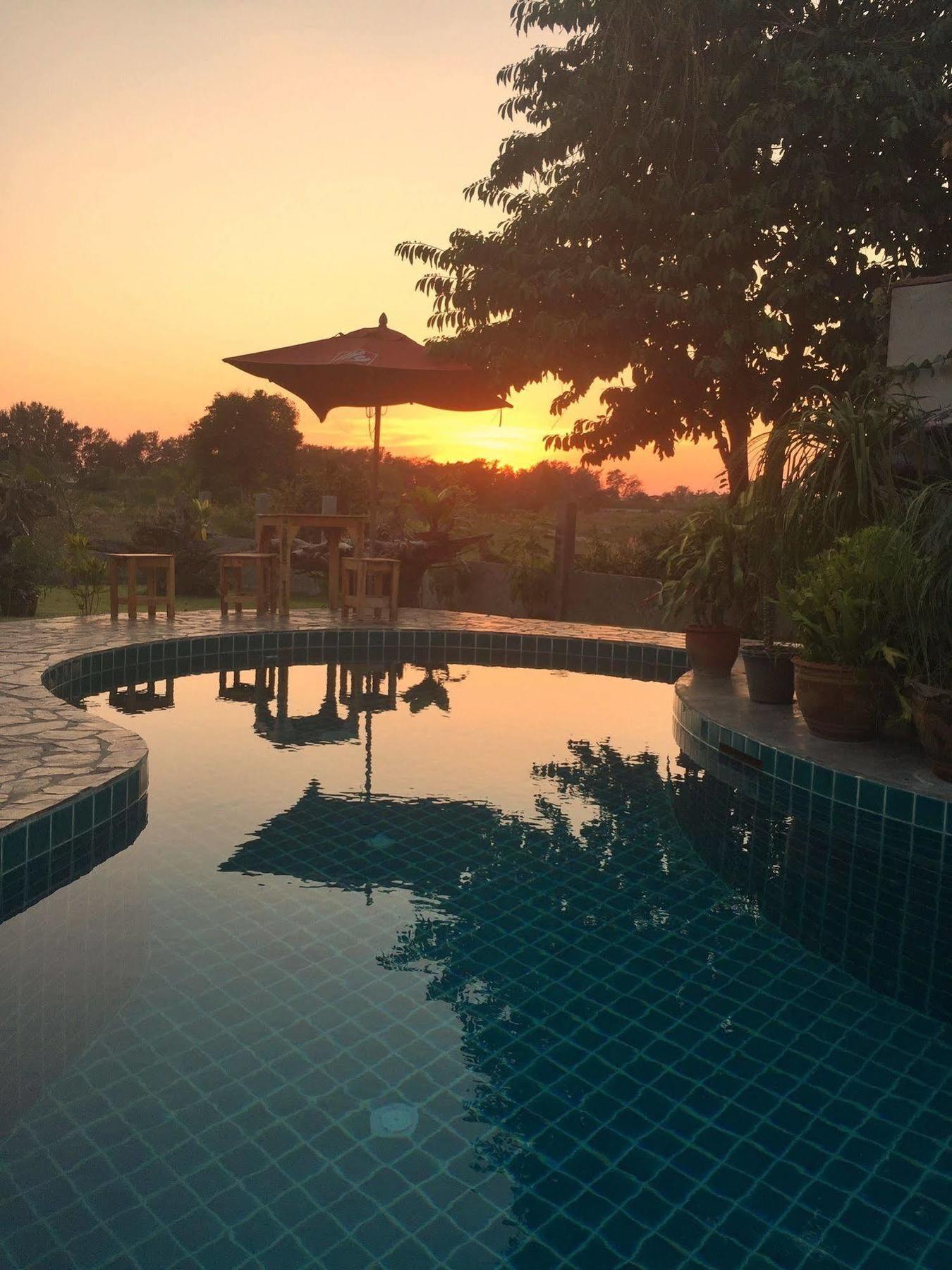 Tree Roots Retreat Hotel Rayong Exterior photo